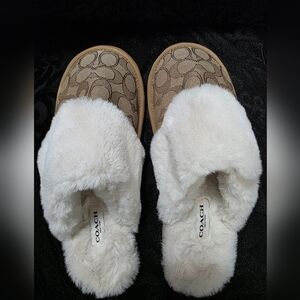 Signature Coach Jacquard Slippers